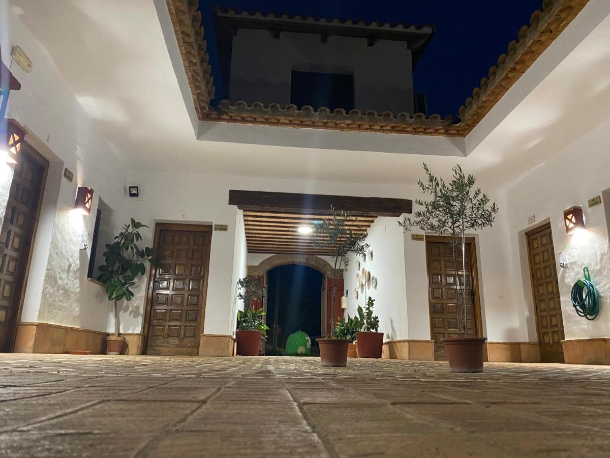 Apartamentos Turisticos - Hostal Los Alisos Aliseda 외부 사진