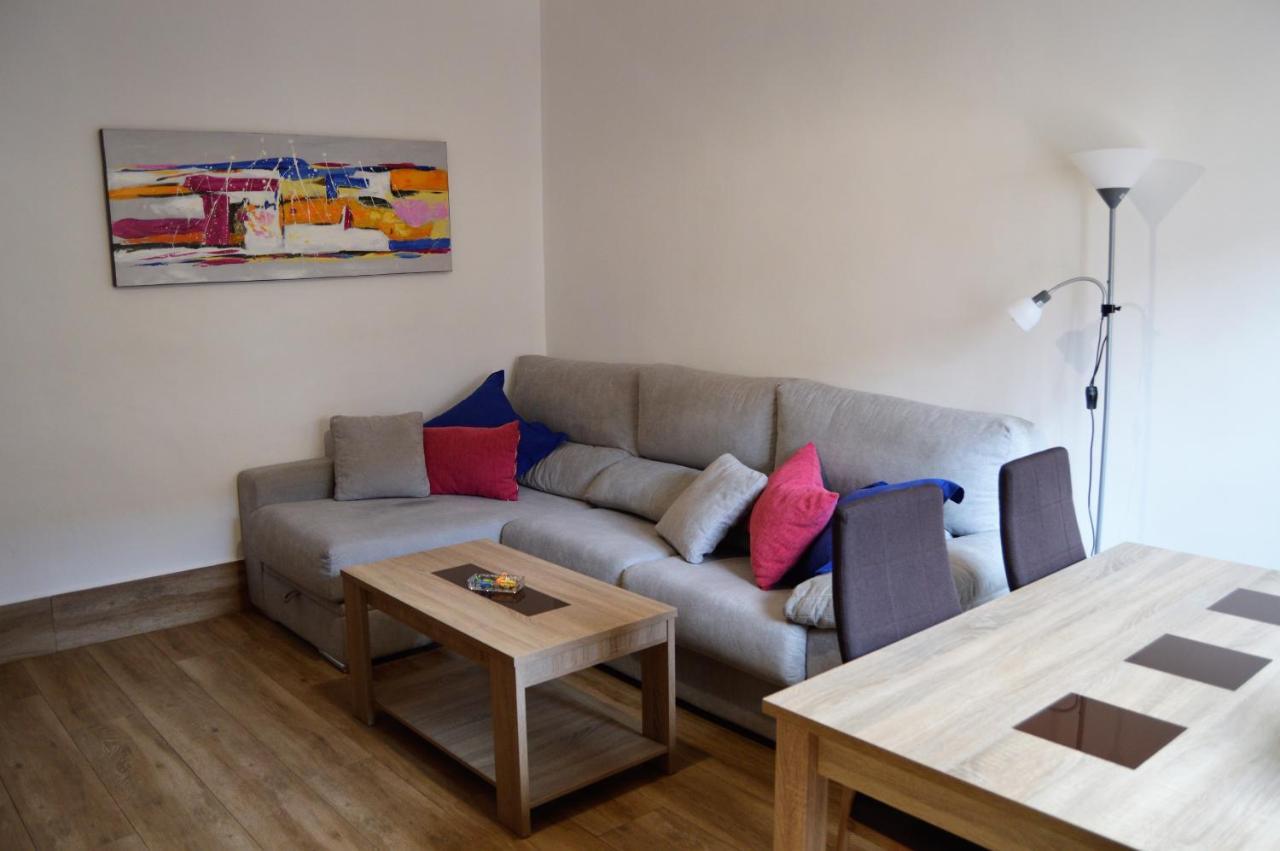 Apartamentos Turisticos - Hostal Los Alisos Aliseda 외부 사진