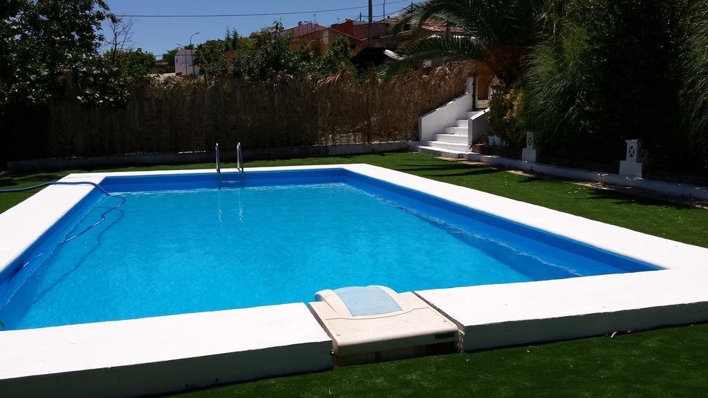 Apartamentos Turisticos - Hostal Los Alisos Aliseda 외부 사진